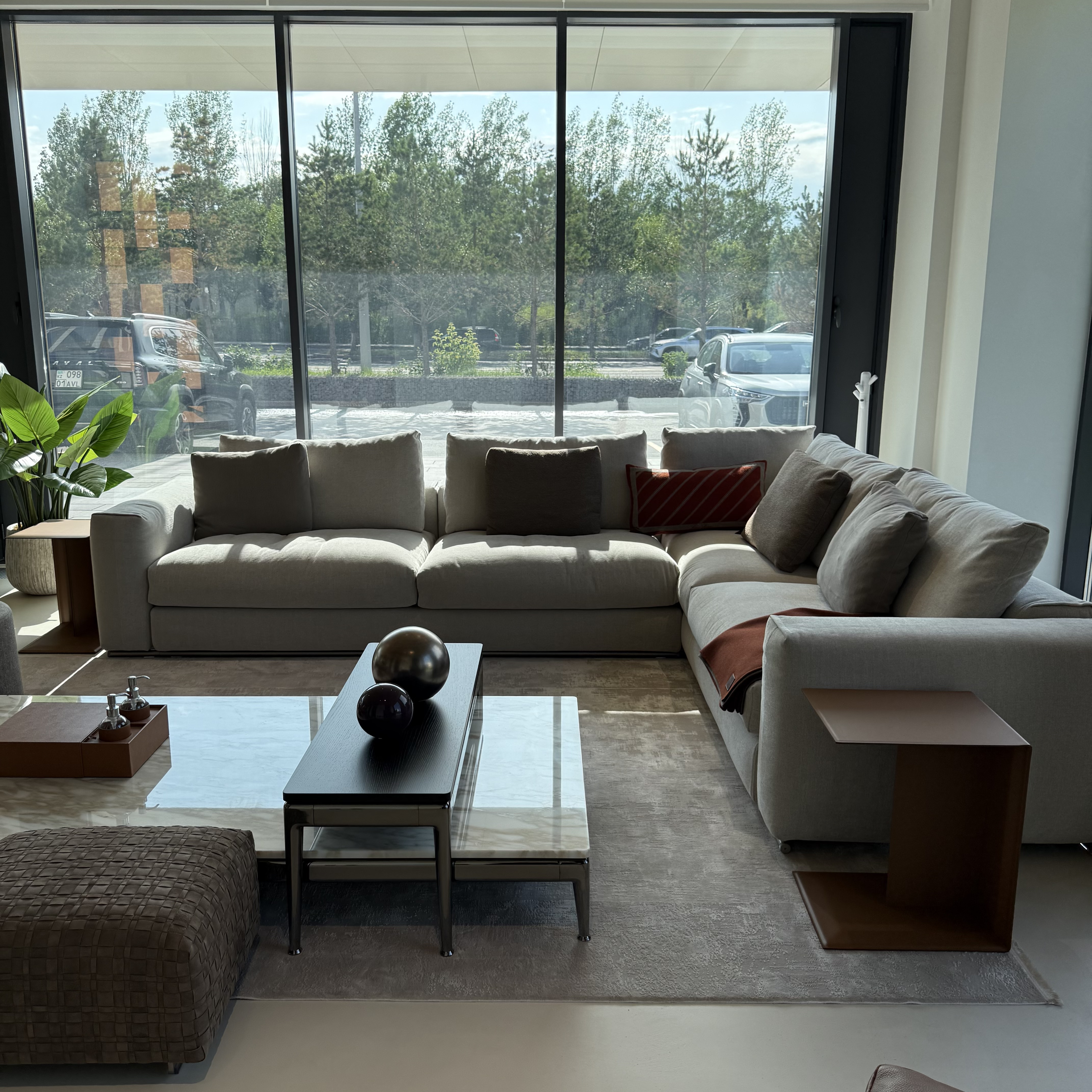 Flexform в Antonovych Home: впервые в Астане