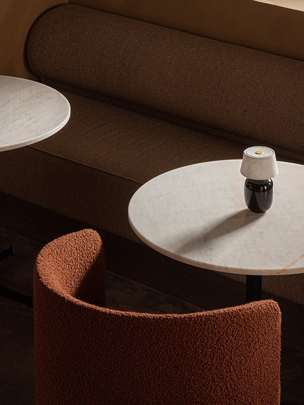 Переносная лампа Audo Copenhagen TORSO TABLE LAMP