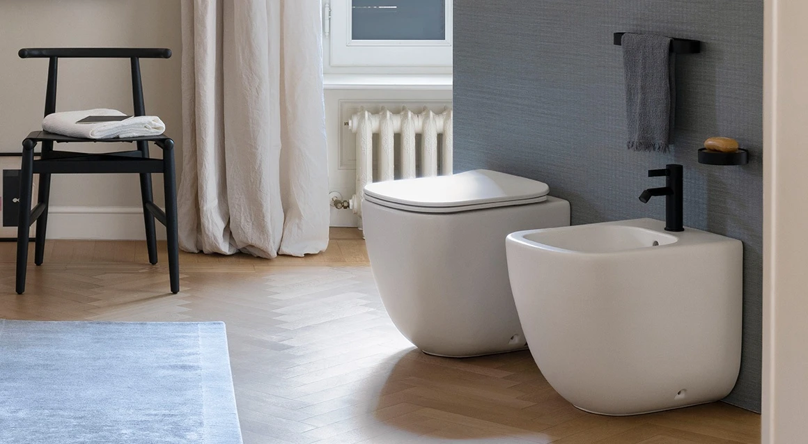 Приставное биде с одним отверстием. Ceramica Cielo (ERBI)