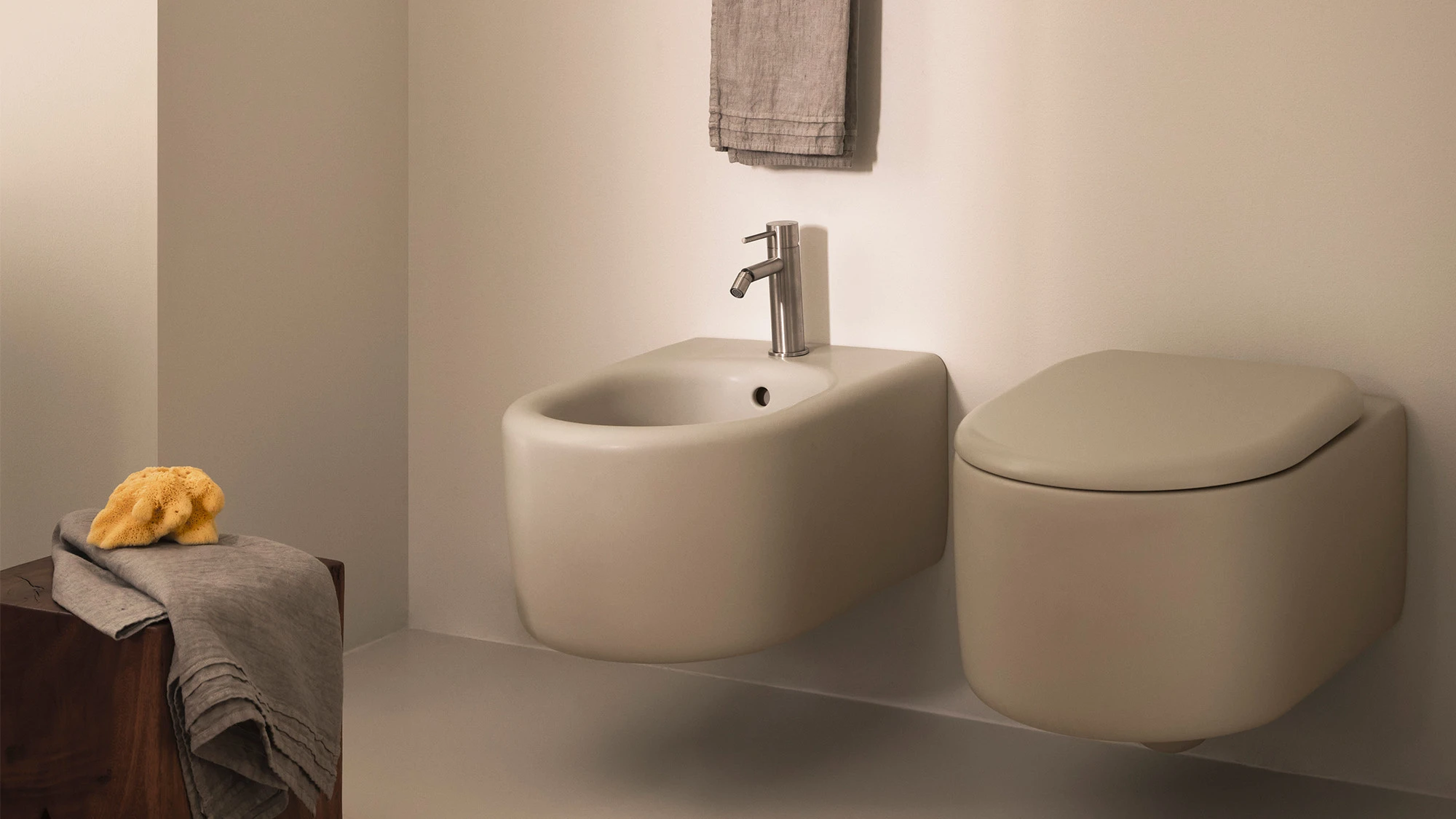 Подвесное биде Itaca. Ceramica Cielo