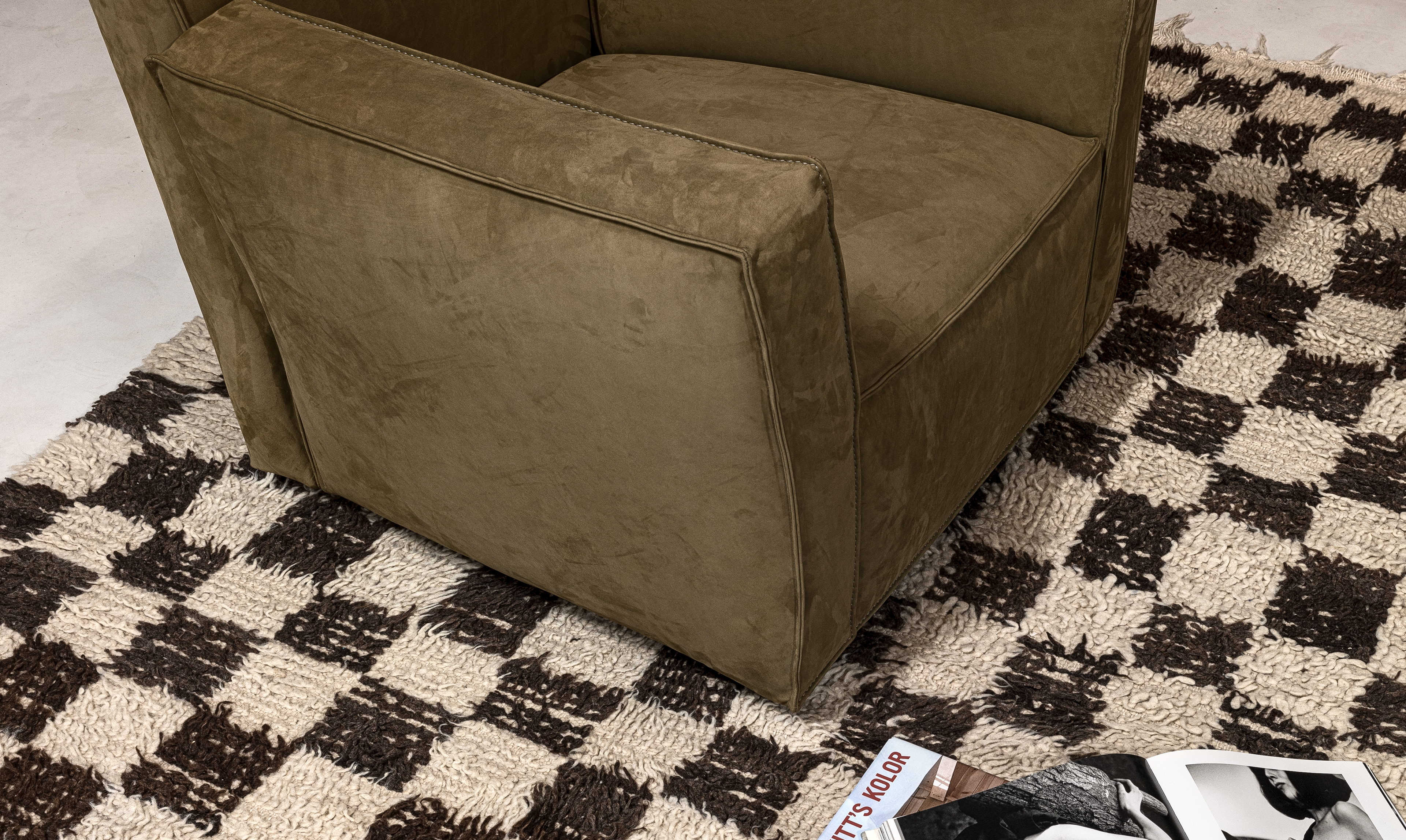 Кресло Cierre Season armchair