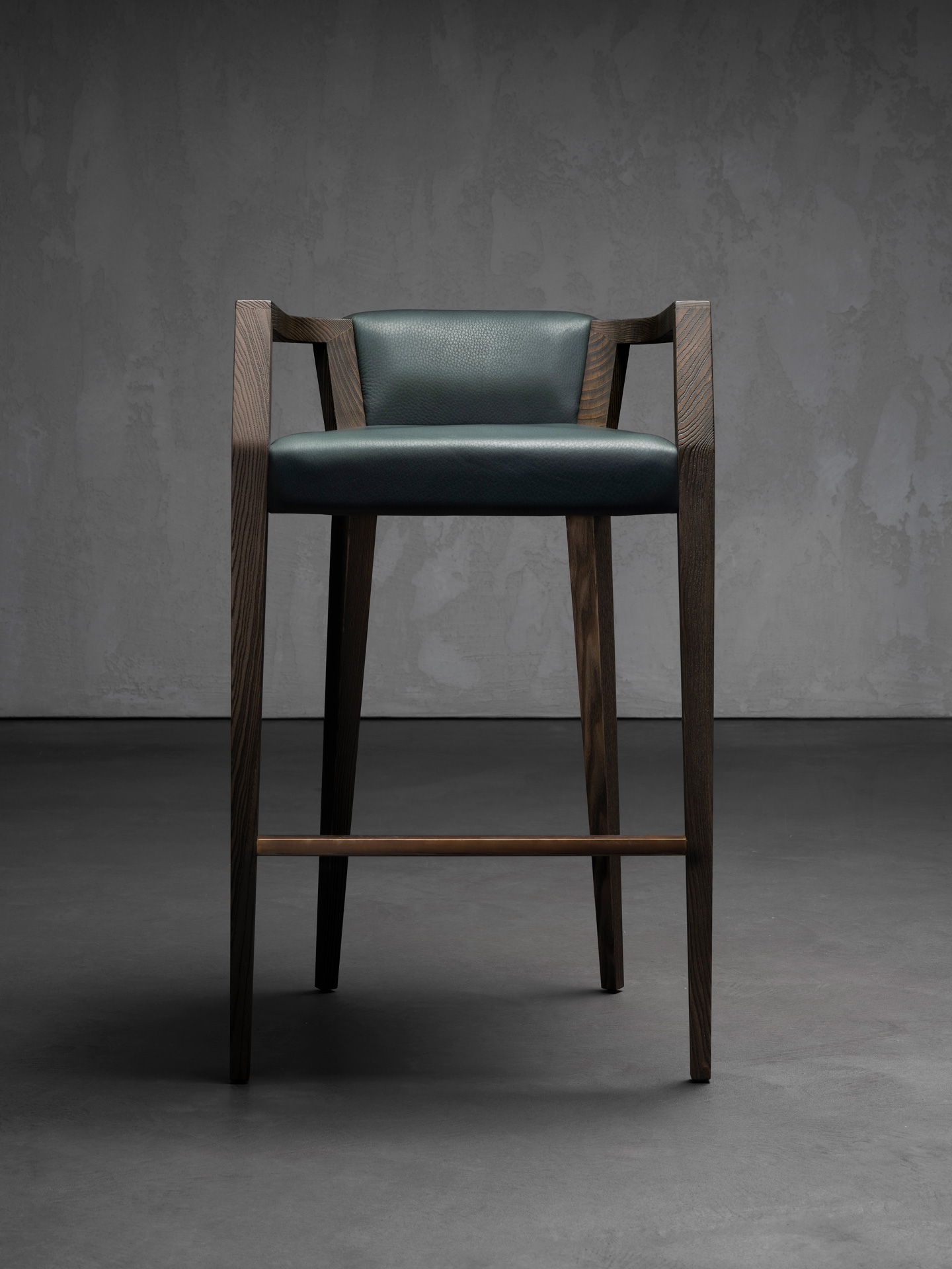 Mantis Stool