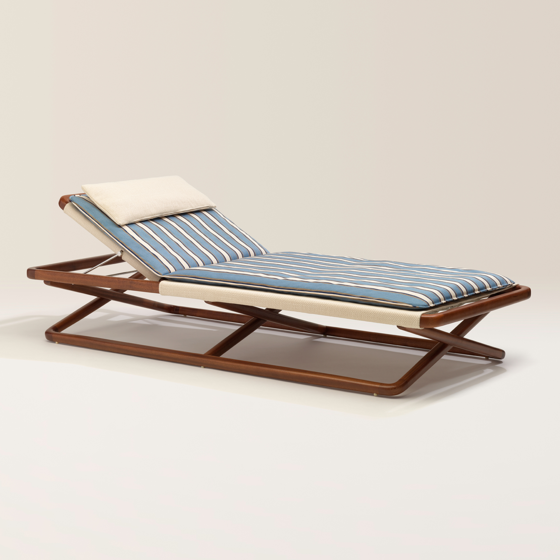 Шезлонг Loro Piana The Delight Chairs by Exteta