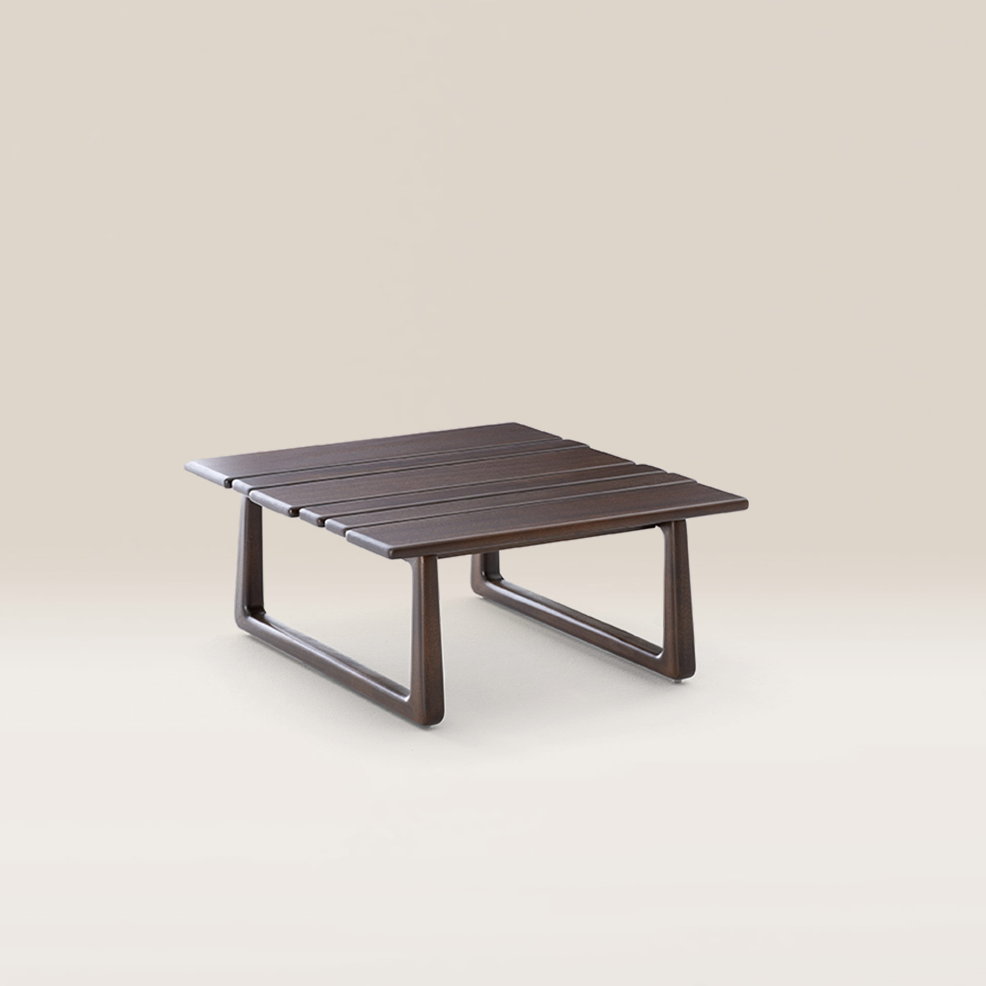 Малый деревянный журнальный столик Loro Piana The Delight Chairs by Exteta