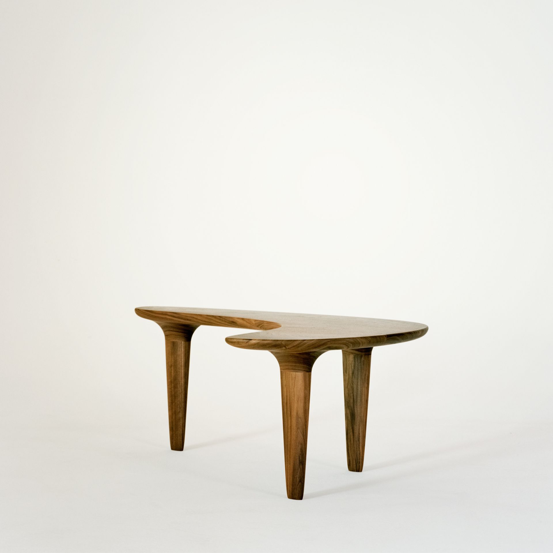 Стол Loro Piana The Sidelong