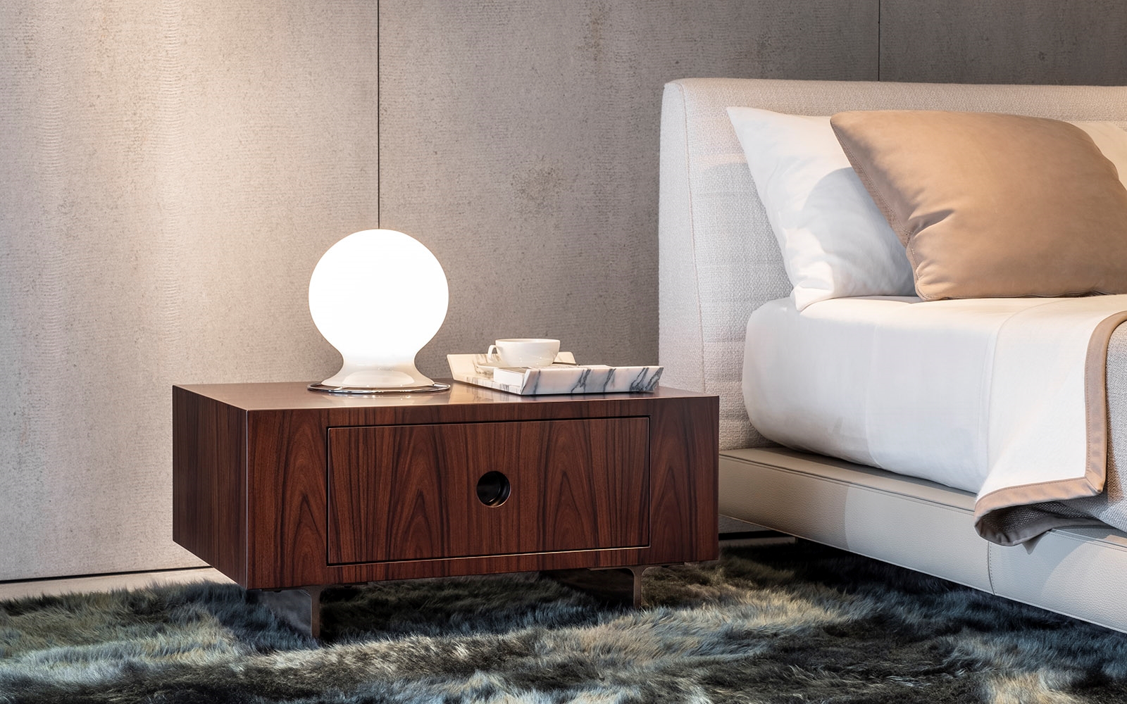 Brasilia "nightstand"