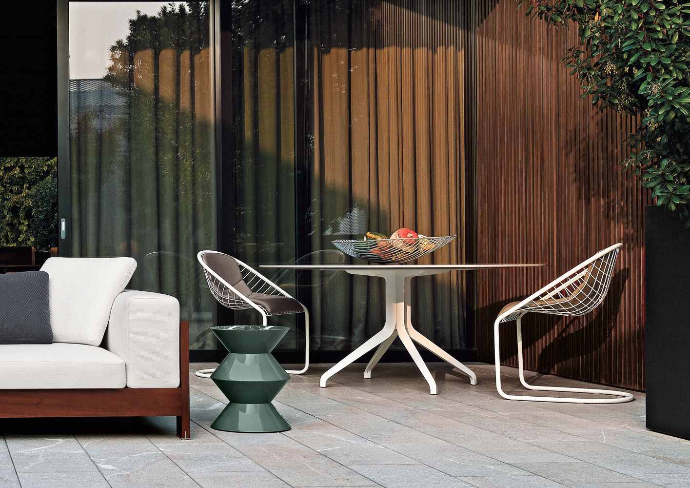 Claydon outdoor
