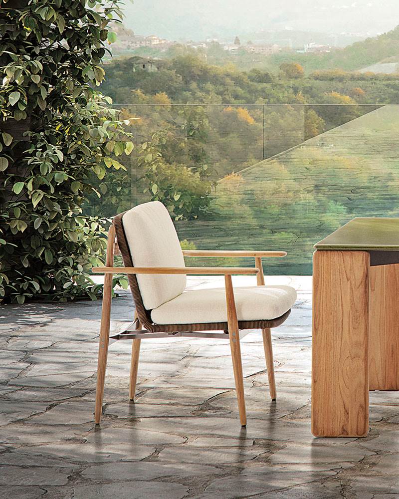 Trio outdoor "dining"