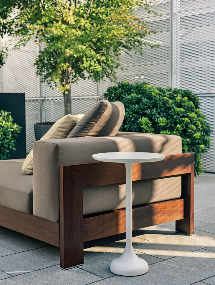 Warren outdoor