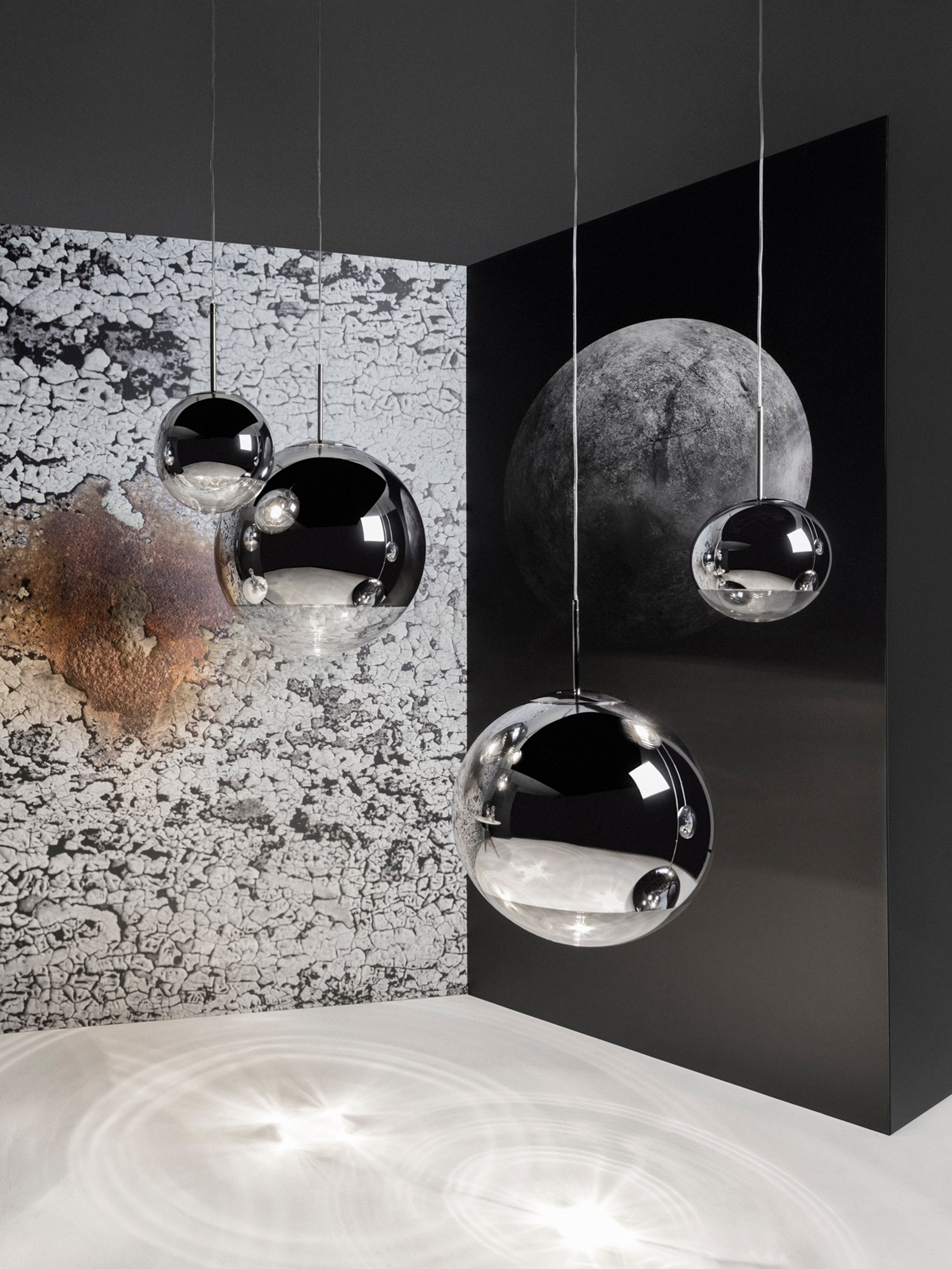 Mirror ball
