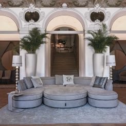 Vittoria Frigerio мягкая мебель Borromeo от Antonovich Home