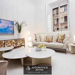 Versace мягкая мебель Stiletto от Antonovich Home