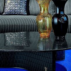 Versace диван V21 Signature от Antonovich Home