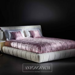 Versace Home кровать La Medusa от Antonovich Home