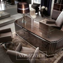 Письменный стол и кресло руководителя от Antonovich Home