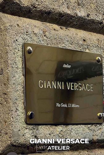 Сияние Versace Home: Пленительная Экспозиция В Милане